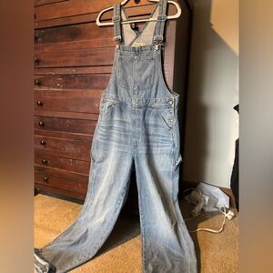 Madewell Denim relaxed carpenter overalls in Lewisberg Wash - Sz Large